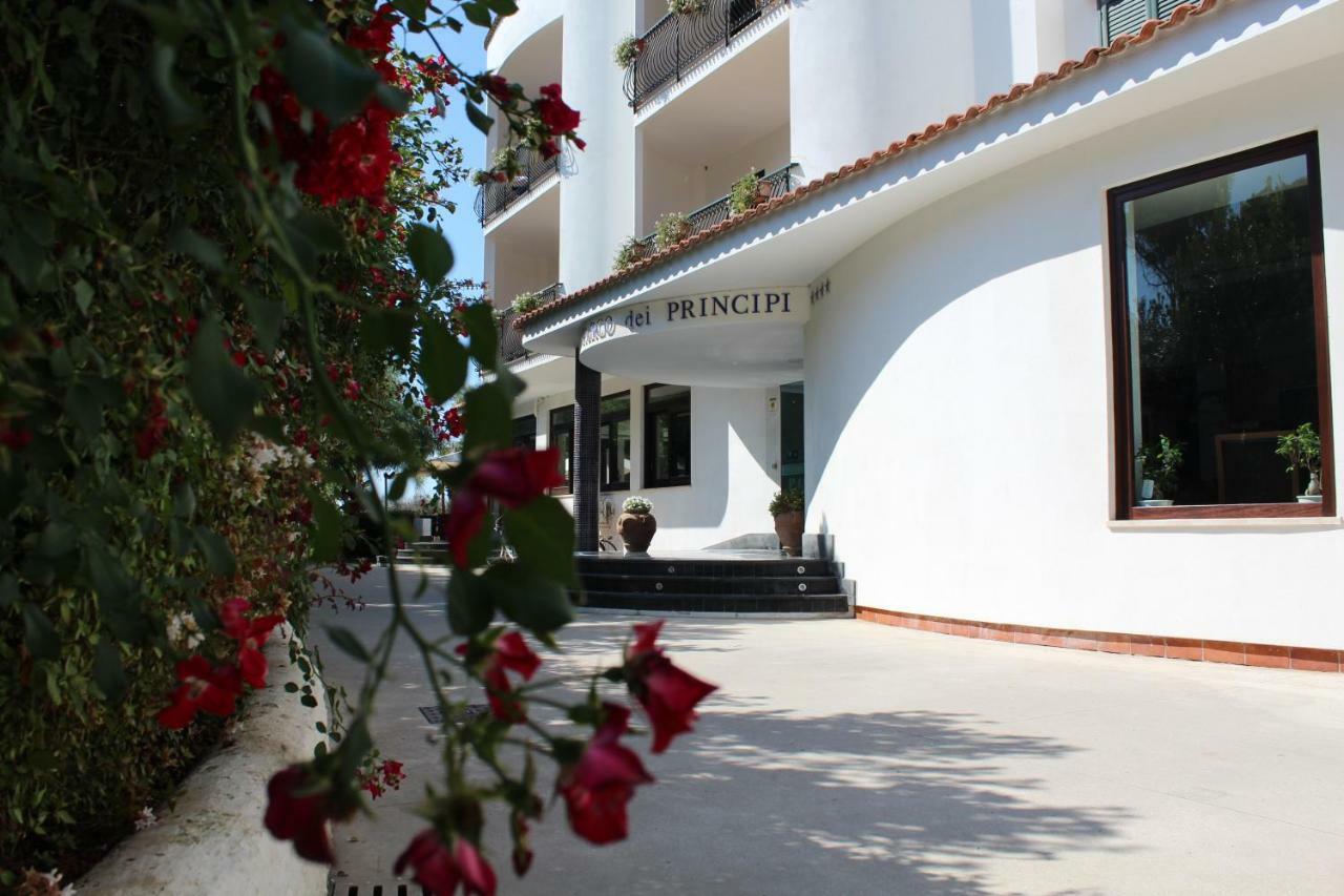 Parco Dei Principi Hotel Paestum Exterior foto