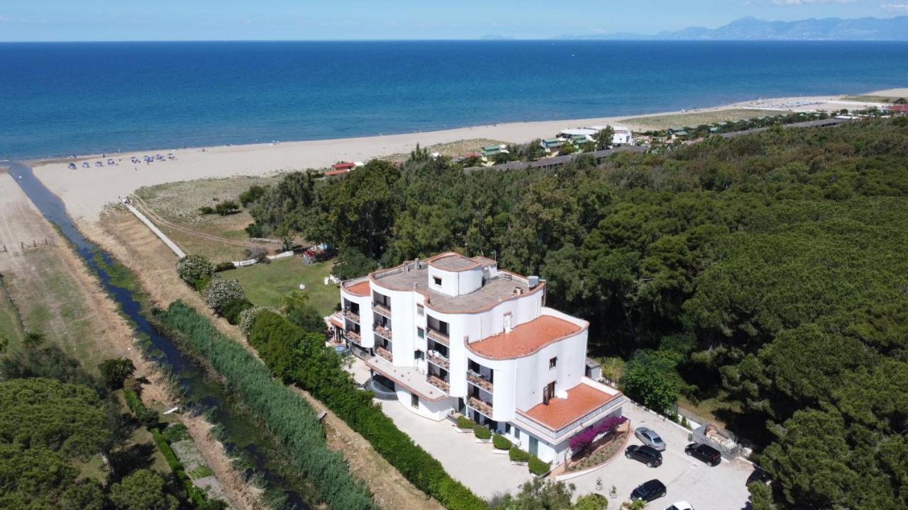Parco Dei Principi Hotel Paestum Exterior foto